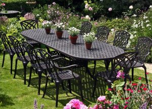 Image courtesy of http://www.lazysusanfurniture.co.uk/